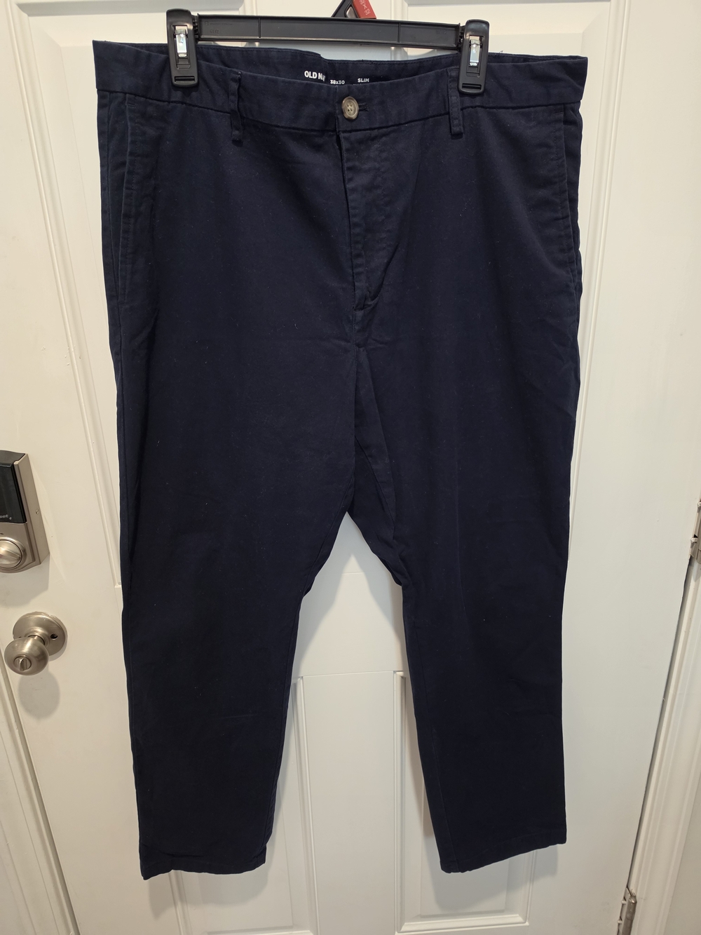 Old Navy Men's Navy Chino Pants